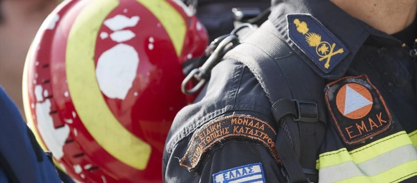 Γεγονός ο υποχρεωτικός εμβολιασμός στην Ελλάδα: Διορία στην ΕΜΑΚ να εμβολιαστούν αλλιώς θα αντικατασταθούν